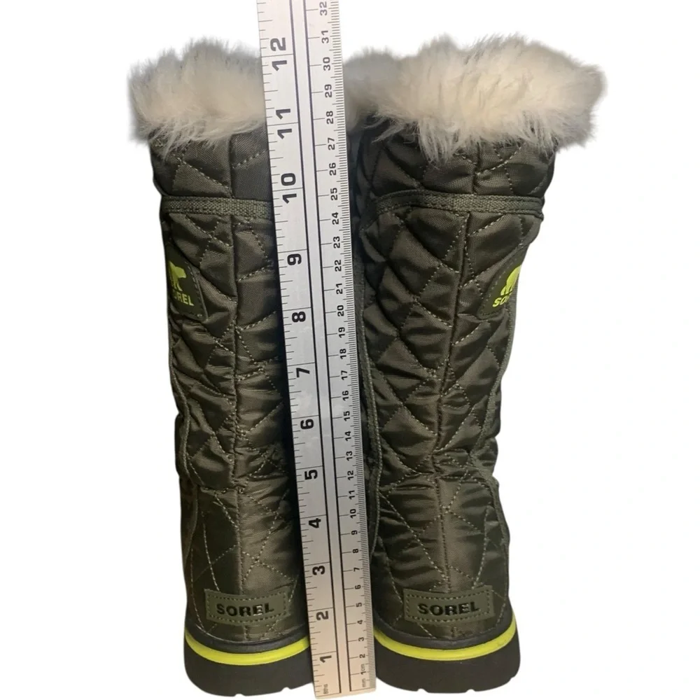 SOREL Women’s Green Faux Fur Trim Winter‎ Boots – Size 9